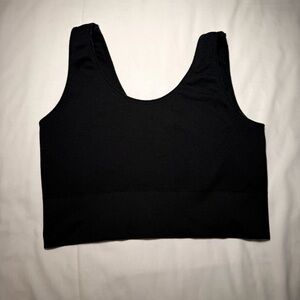 Black Sleeveless Athletic Crop Top